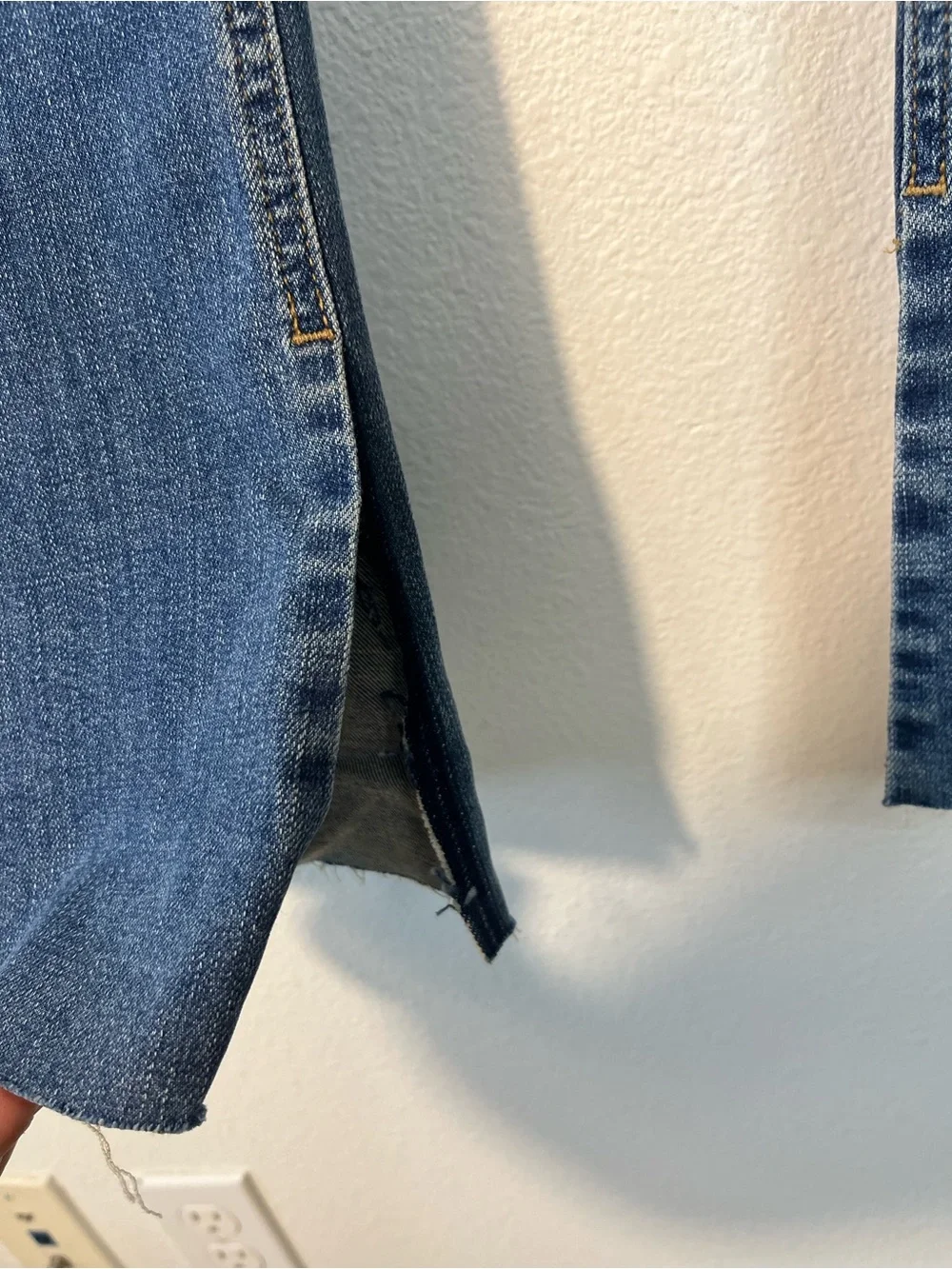 Joes Jeans Micro Flare High Rise Medium Wash Jeans Size 32 NEW Raw Hem